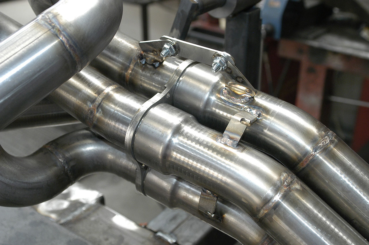 Manifold Right - Left (Left / Right Hand Drive)