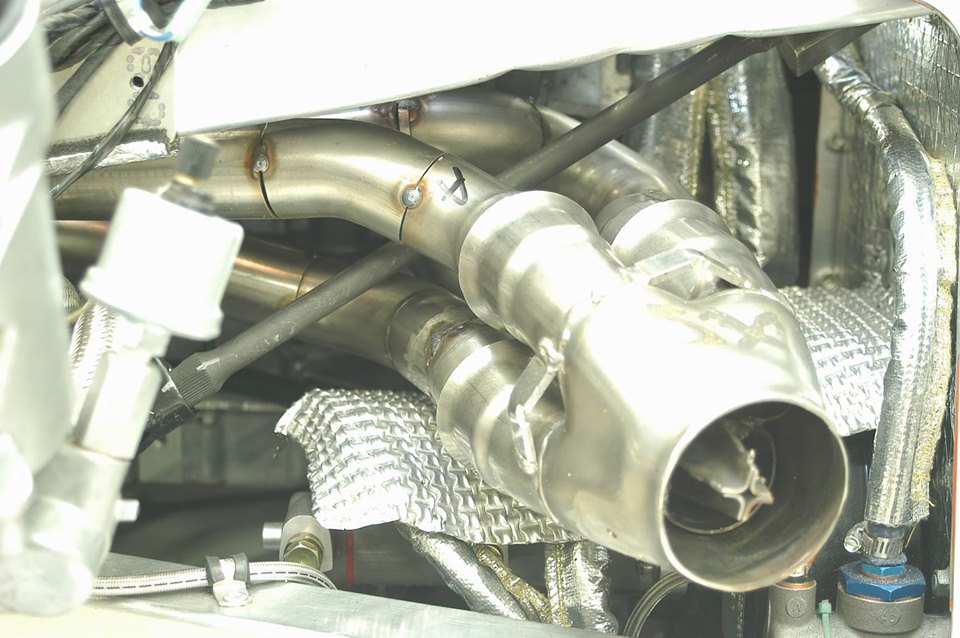 Manifold Right - Left (Replaces OEM pre-Catalytic converter)