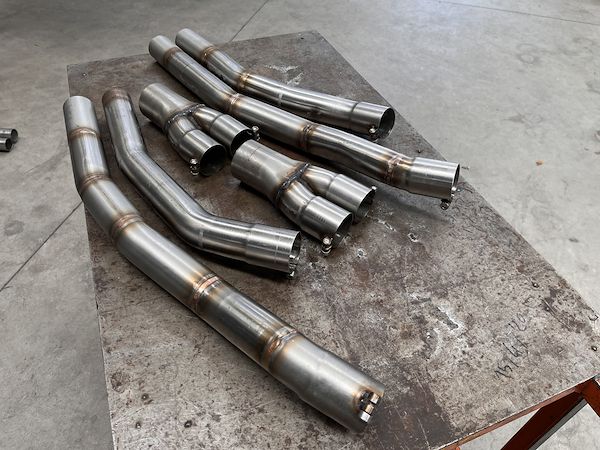 SUPERSPRINT EXHAUST FOR 1987-1984 BMW E32 750i V12 (350 HP)