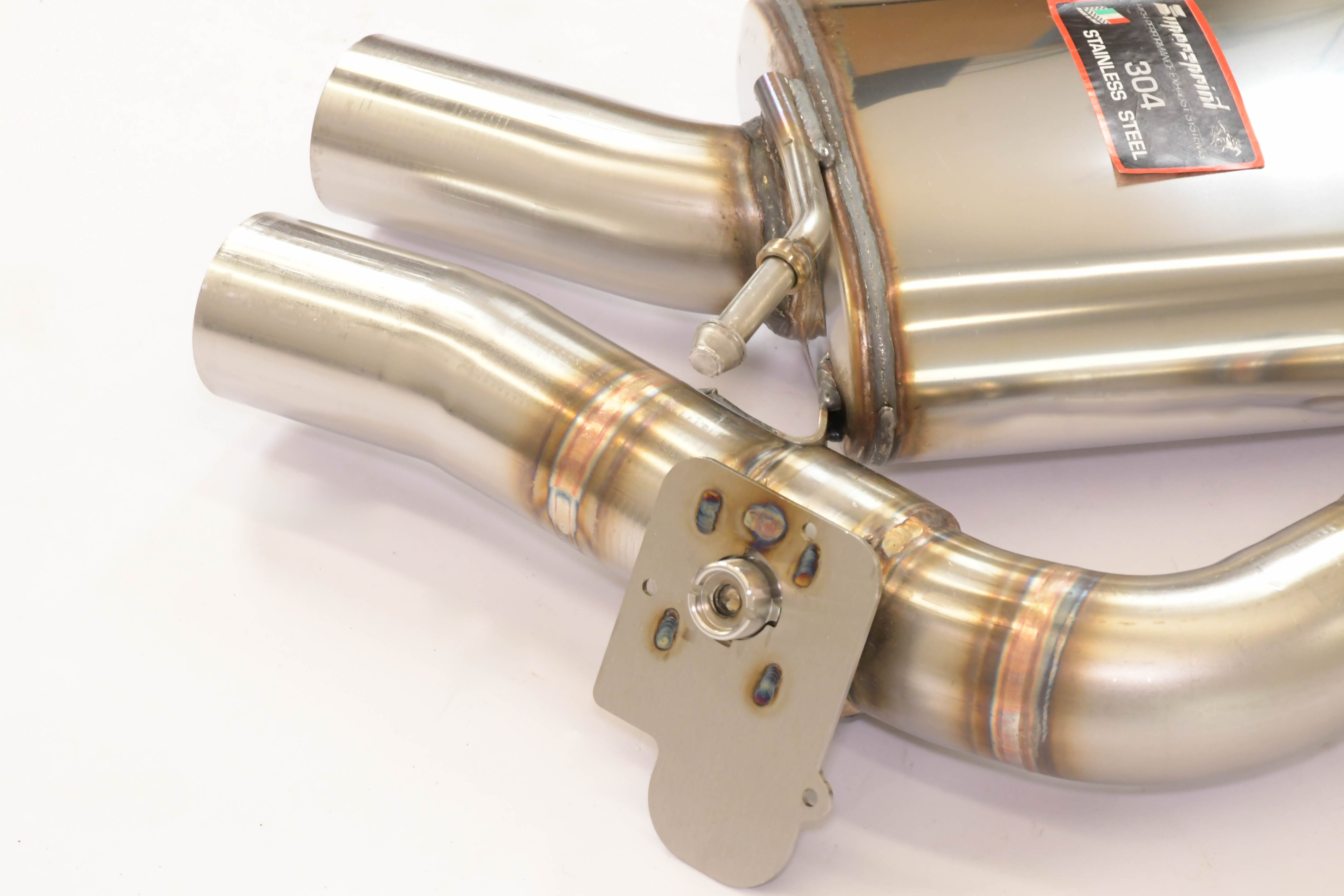 Rear exhaust Race Right with valve (Electric)  