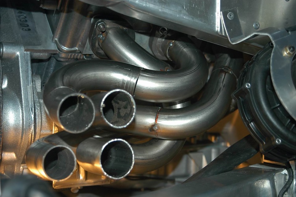 Manifold Right - Left (Replaces OEM pre-Catalytic converter)