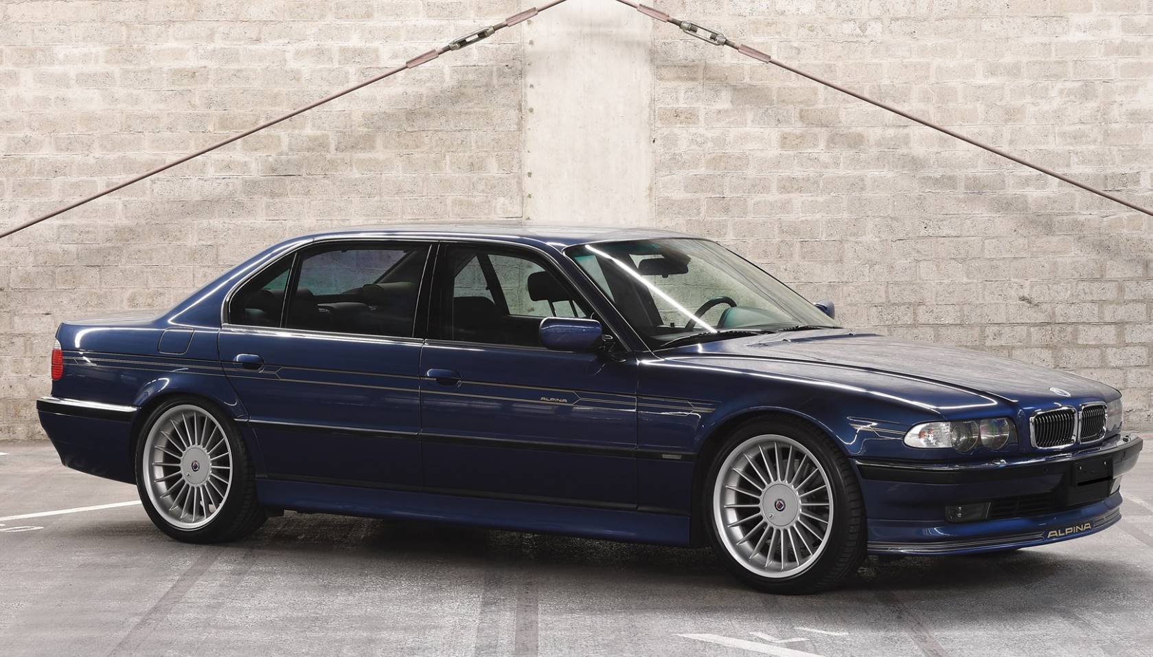 ALPINA B12 (E38) 6.0i V12 (430 Hp) '99 -> '01