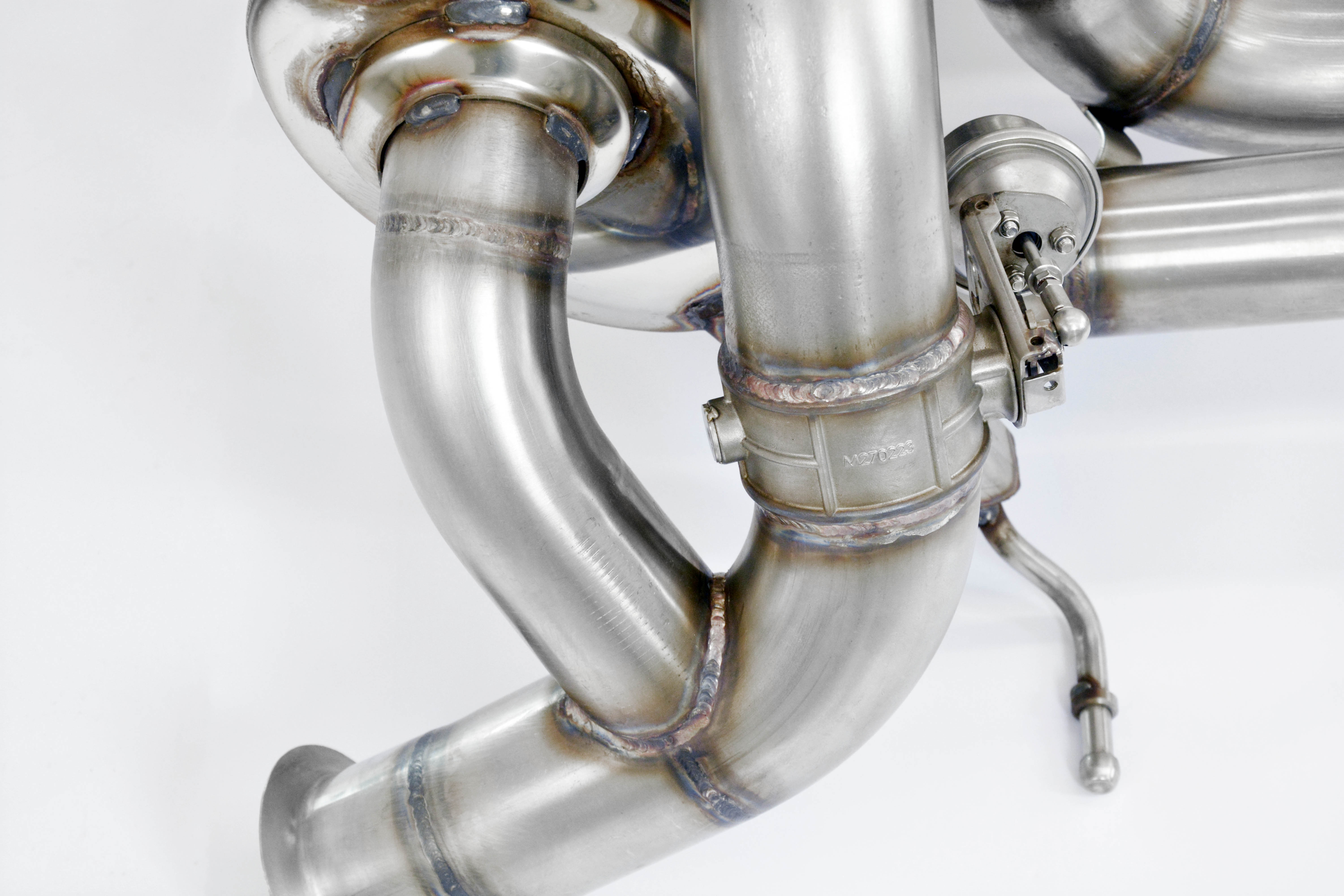 Rear exhaust right - left with valves