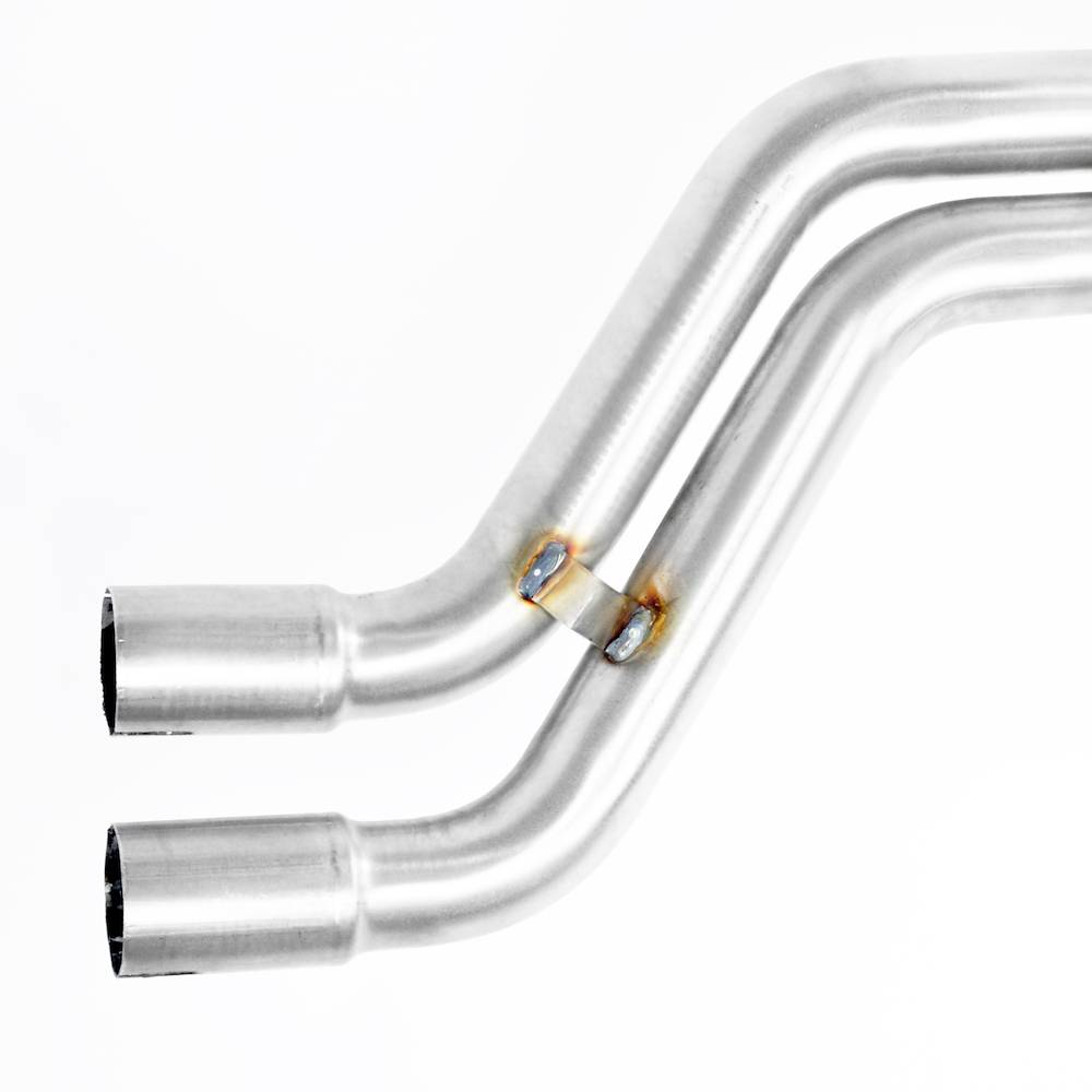 Rear exhaust Left OO70 Available on demand