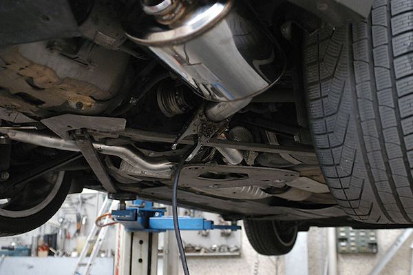 Prototype of 986906 Rear exhaust right OO80