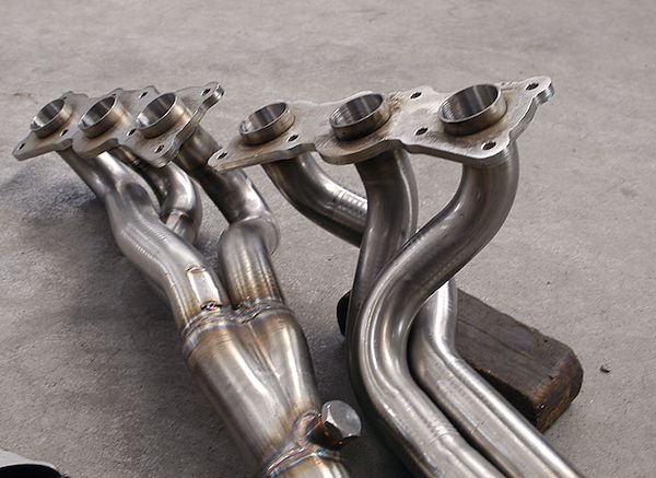 Detail of 981301 Manifold