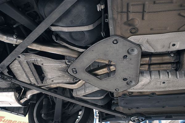 Einzelheit von 986913 Mittelrohrsatz “X-Pipe”