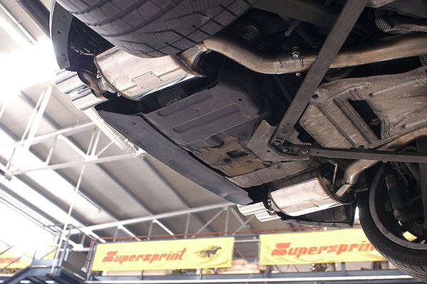 Prototype of 986936 Rear exhaust left OO80 + 986906 Rear exhaust right OO80