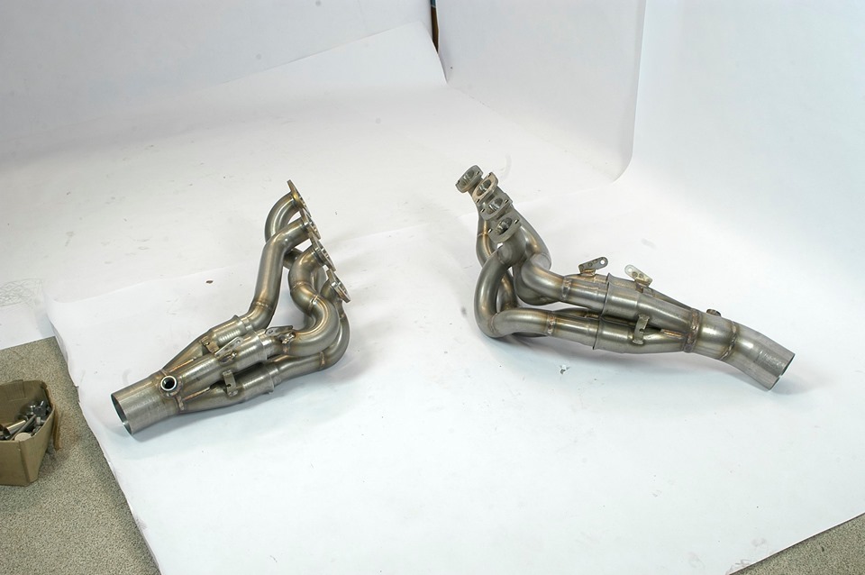 Manifold Right - Left (Replaces OEM pre-Catalytic converter)