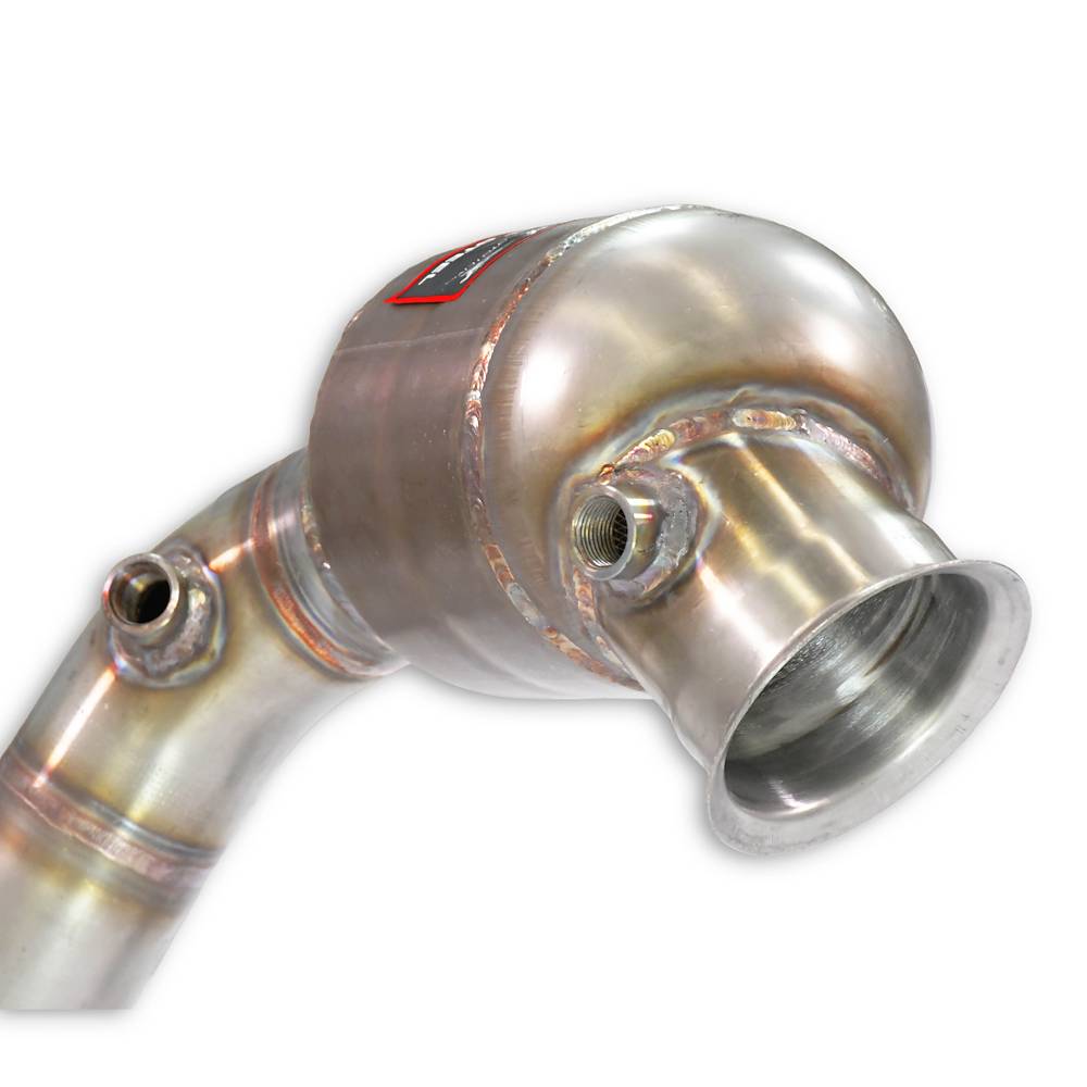 Downpipe Destro + pre-catalizzatore metallico<br>Elimina catalizzatore secondario (RHD - LHD)