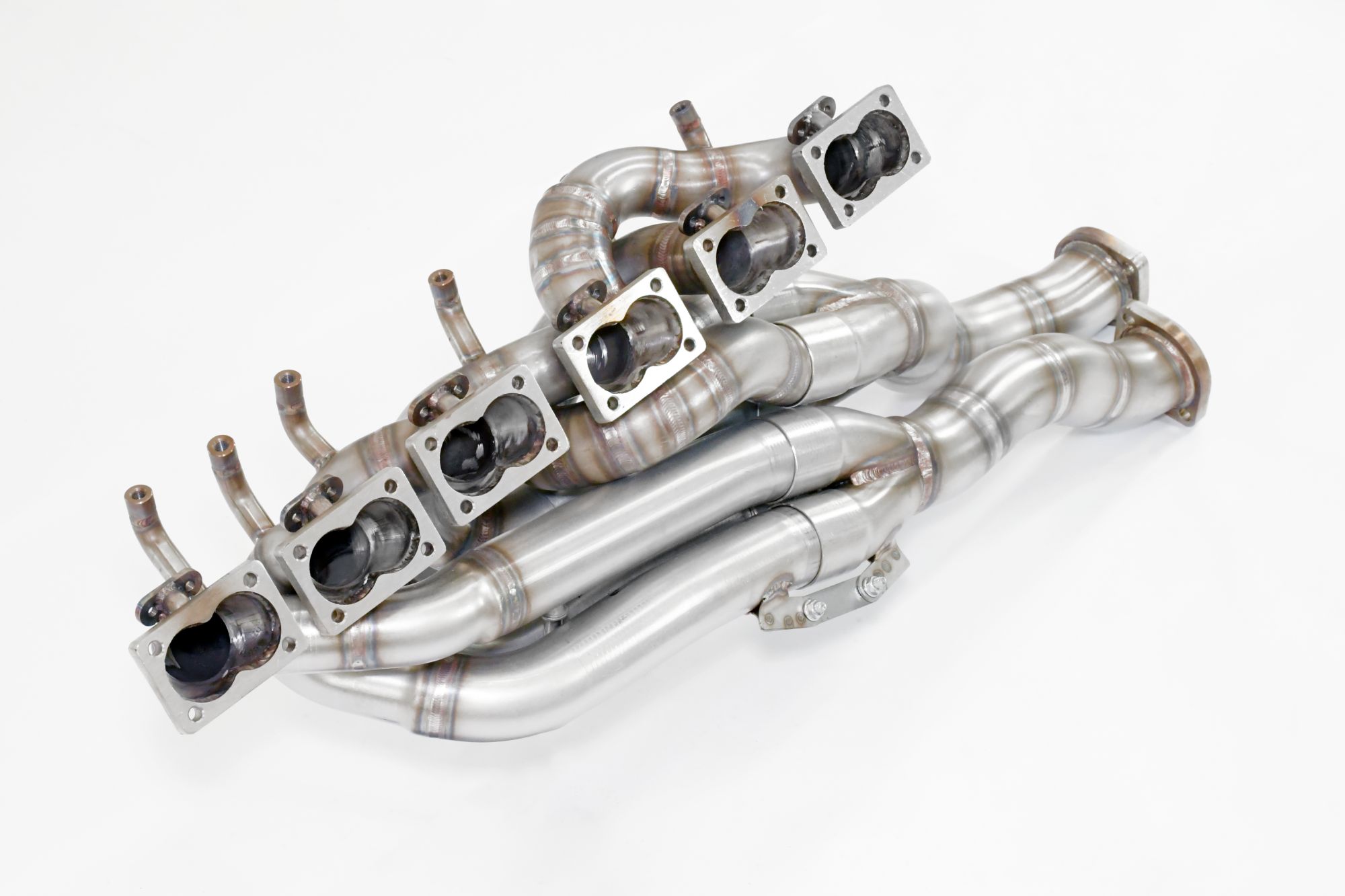 Manifold Step Design (Left Hand Drive) (with ports for the air injection system)