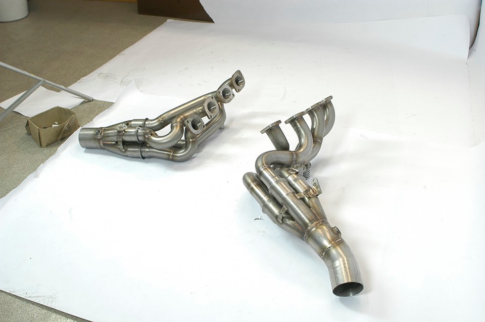 Manifold Right - Left (Replaces OEM pre-Catalytic converter)