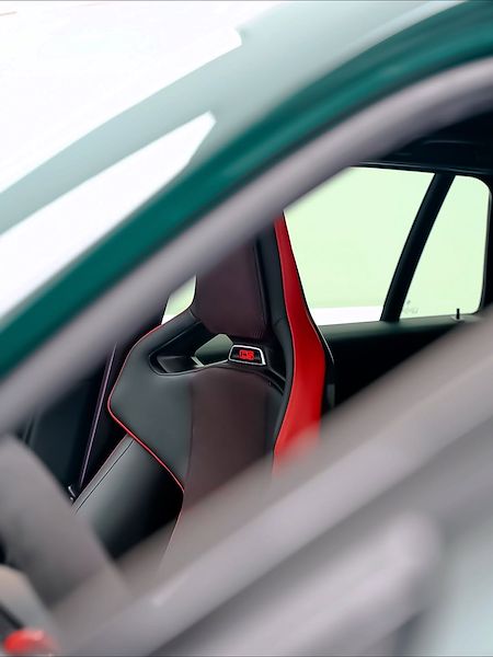 Pictures from Instagram @msirius.fr - @makegreengreatagain 