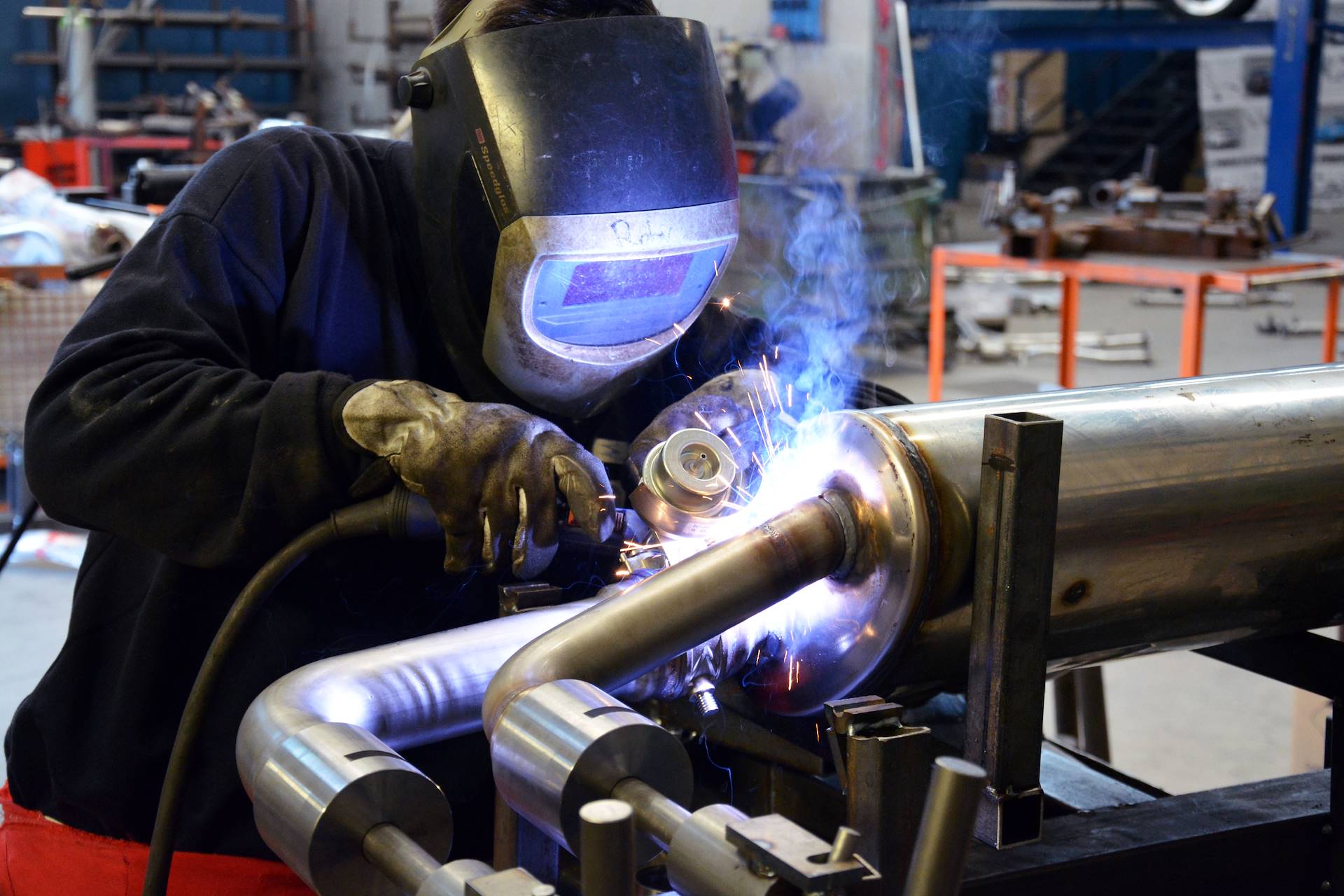 Rear exhaust Right + Left with Valves