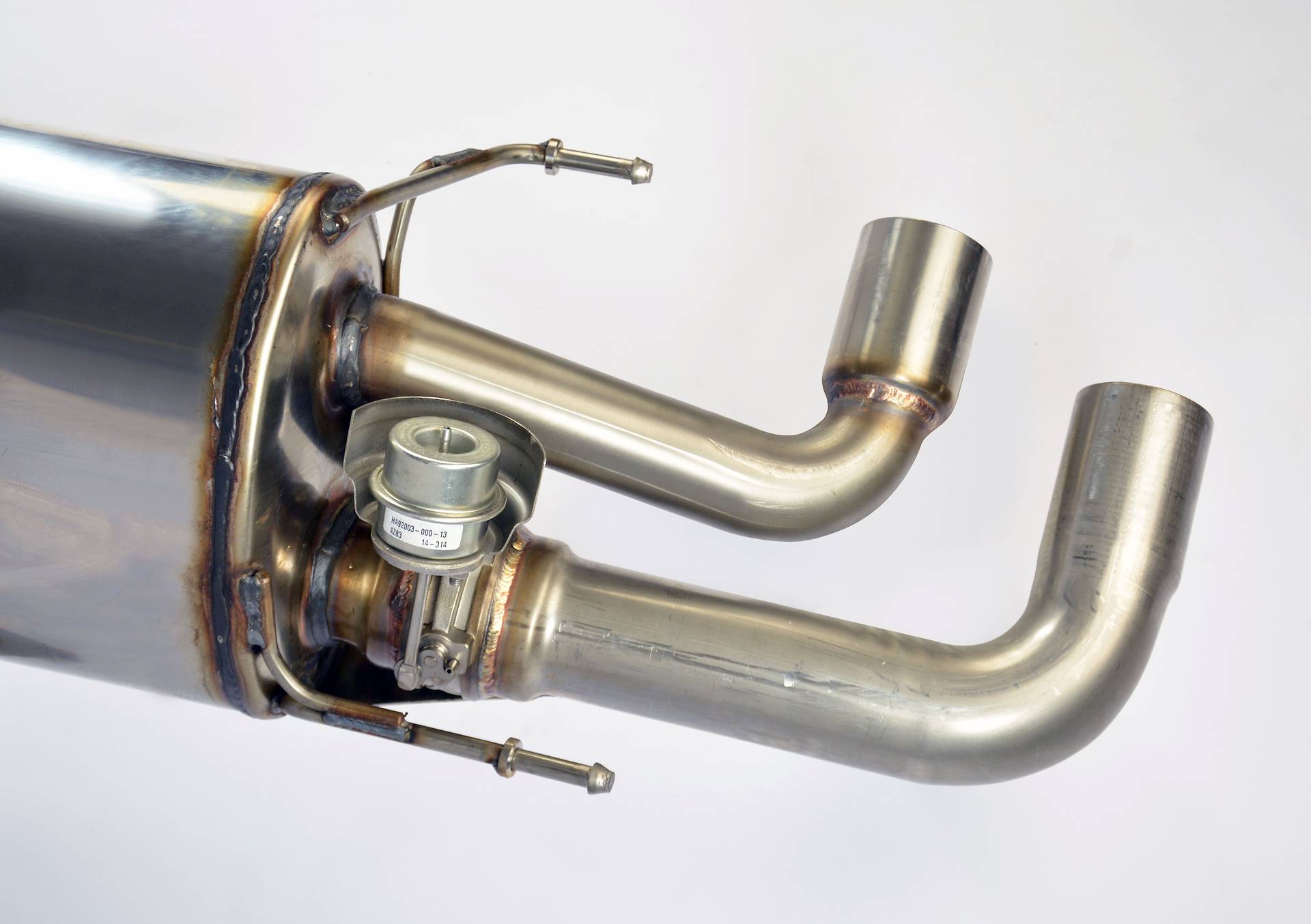 Rear exhaust Right + Left with Valves