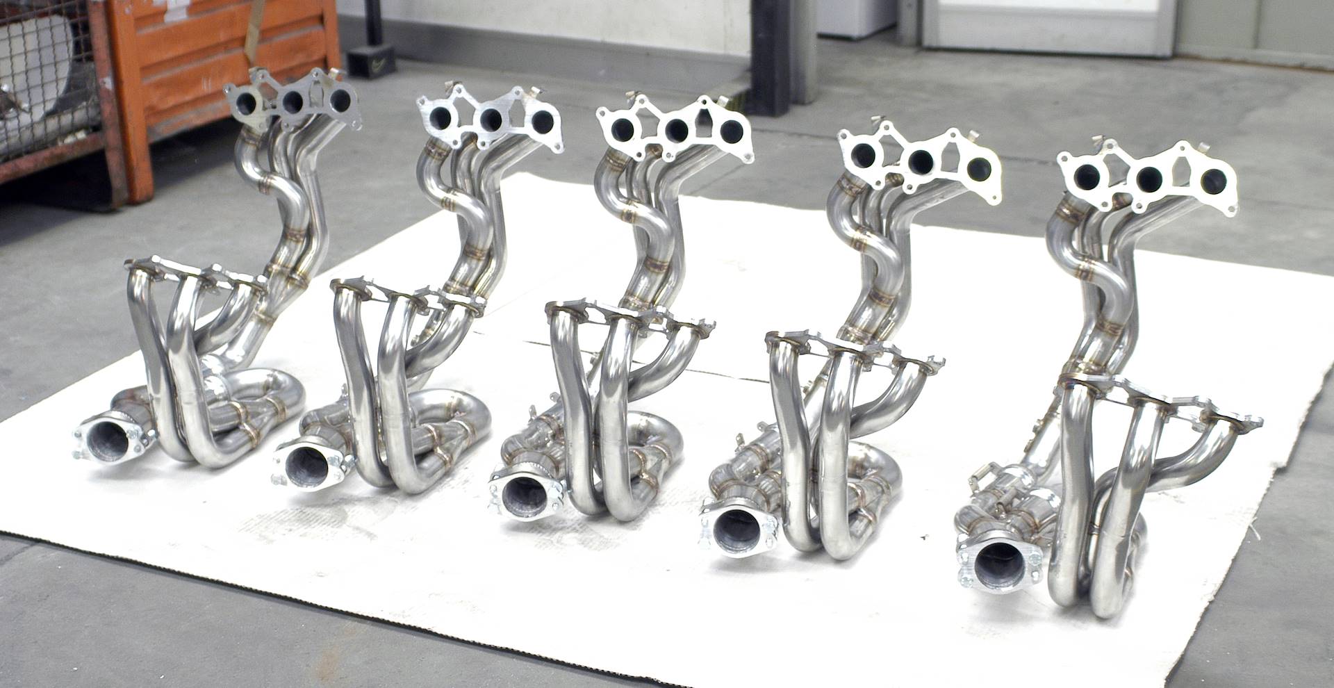 Manifold Right + Left (replaces pre-catalytic converters)