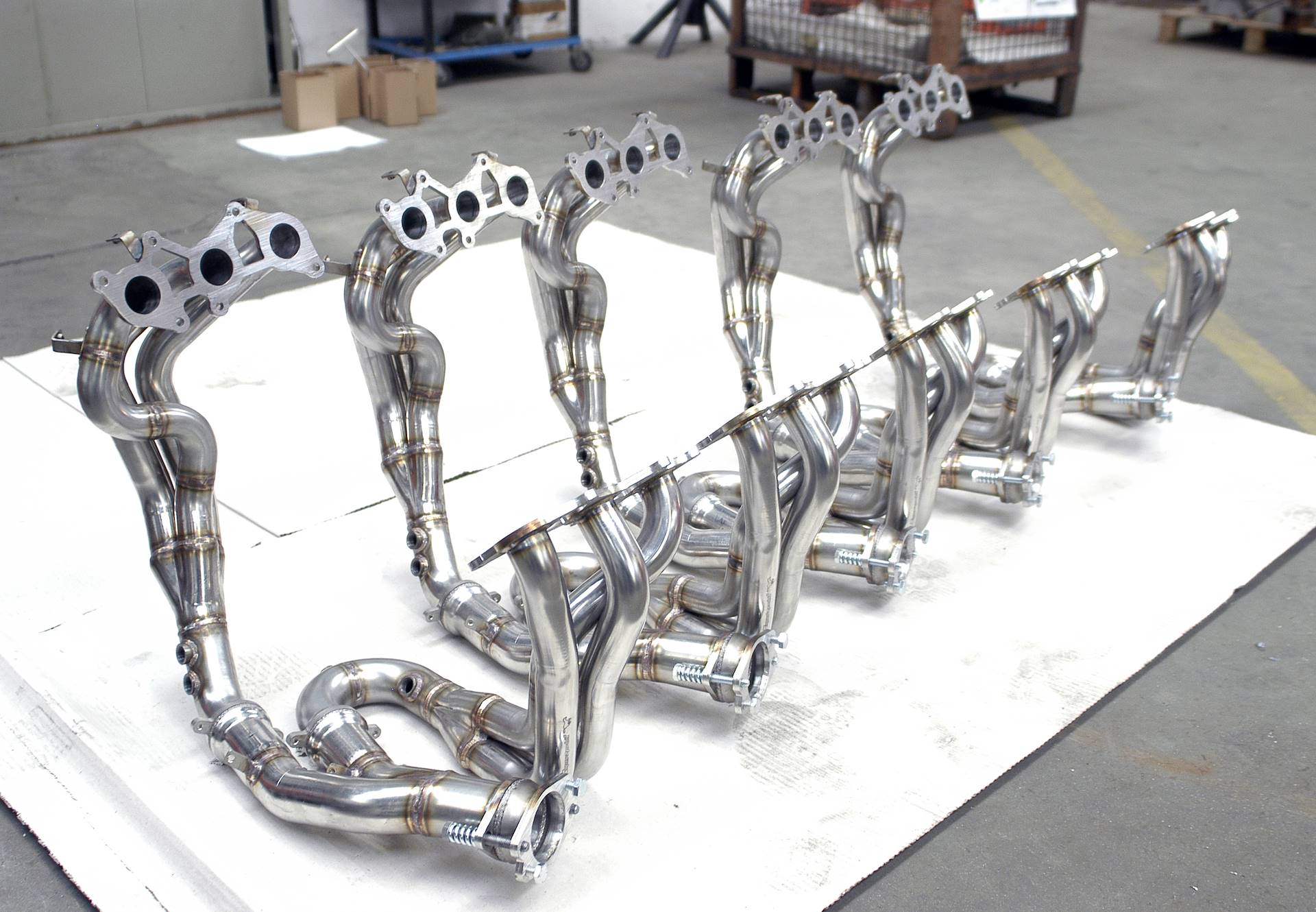 Manifold Right + Left (replaces pre-catalytic converters)