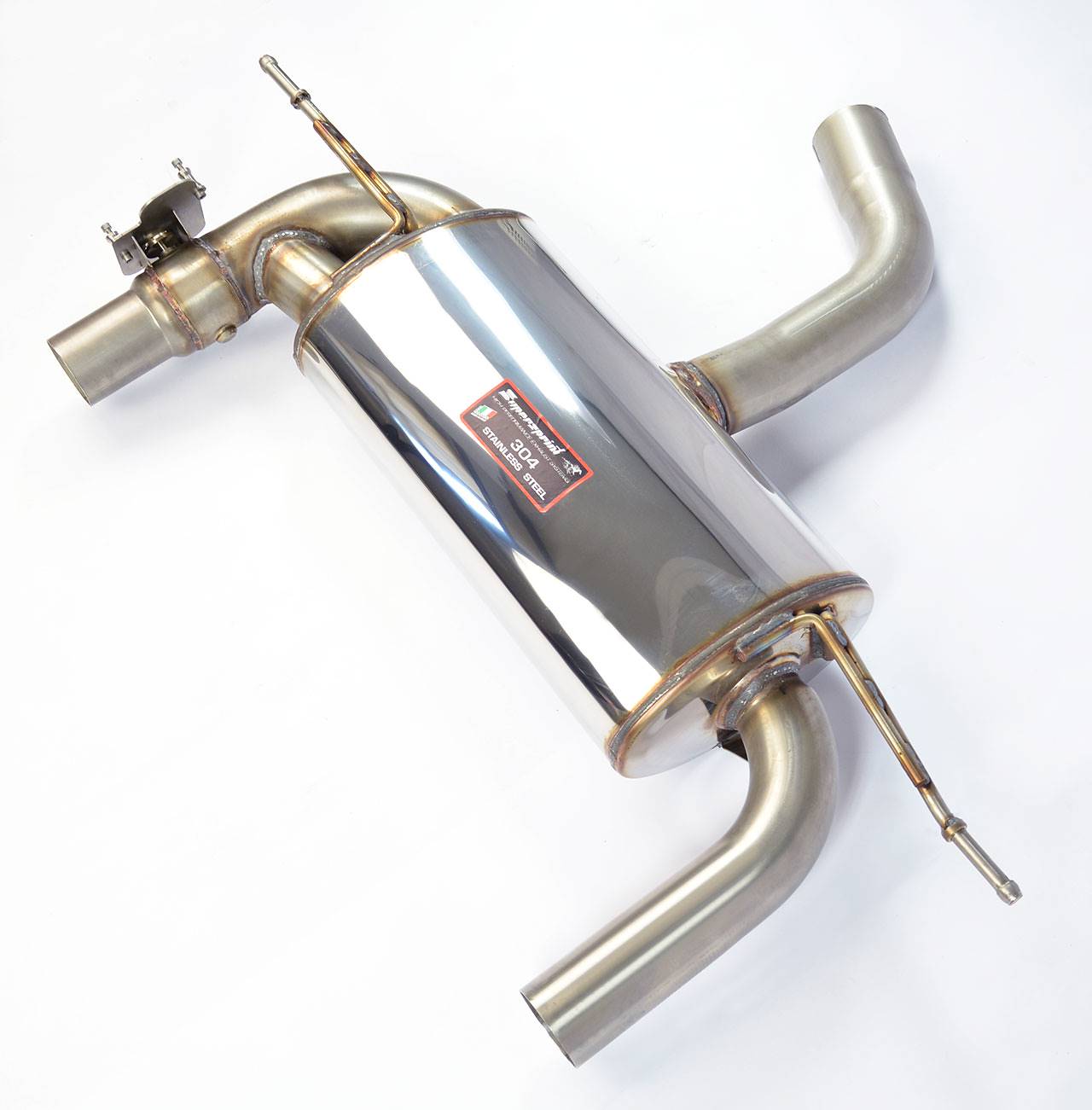 Rear exhaust with valve