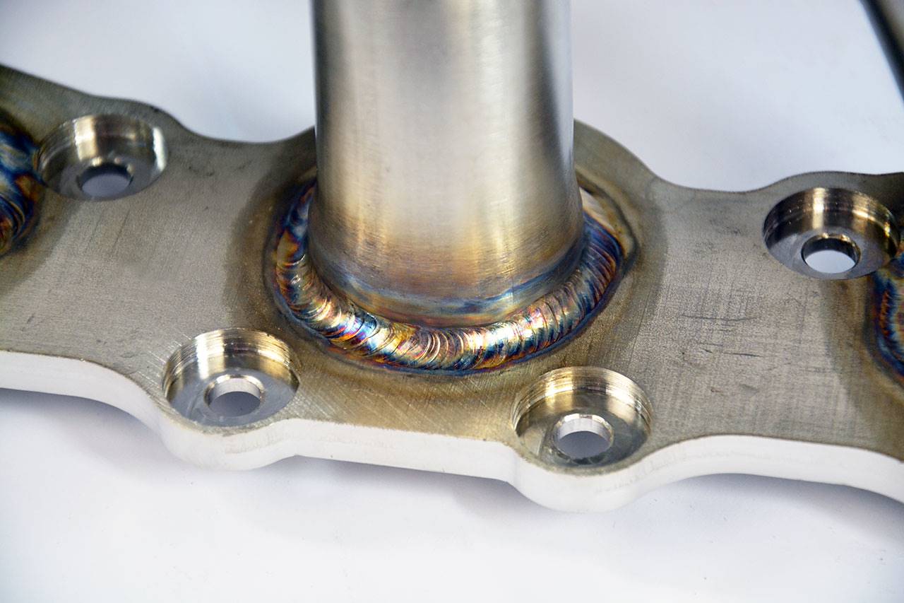 Manifold (Left Hand Drive) (Replaces catalytic converter)