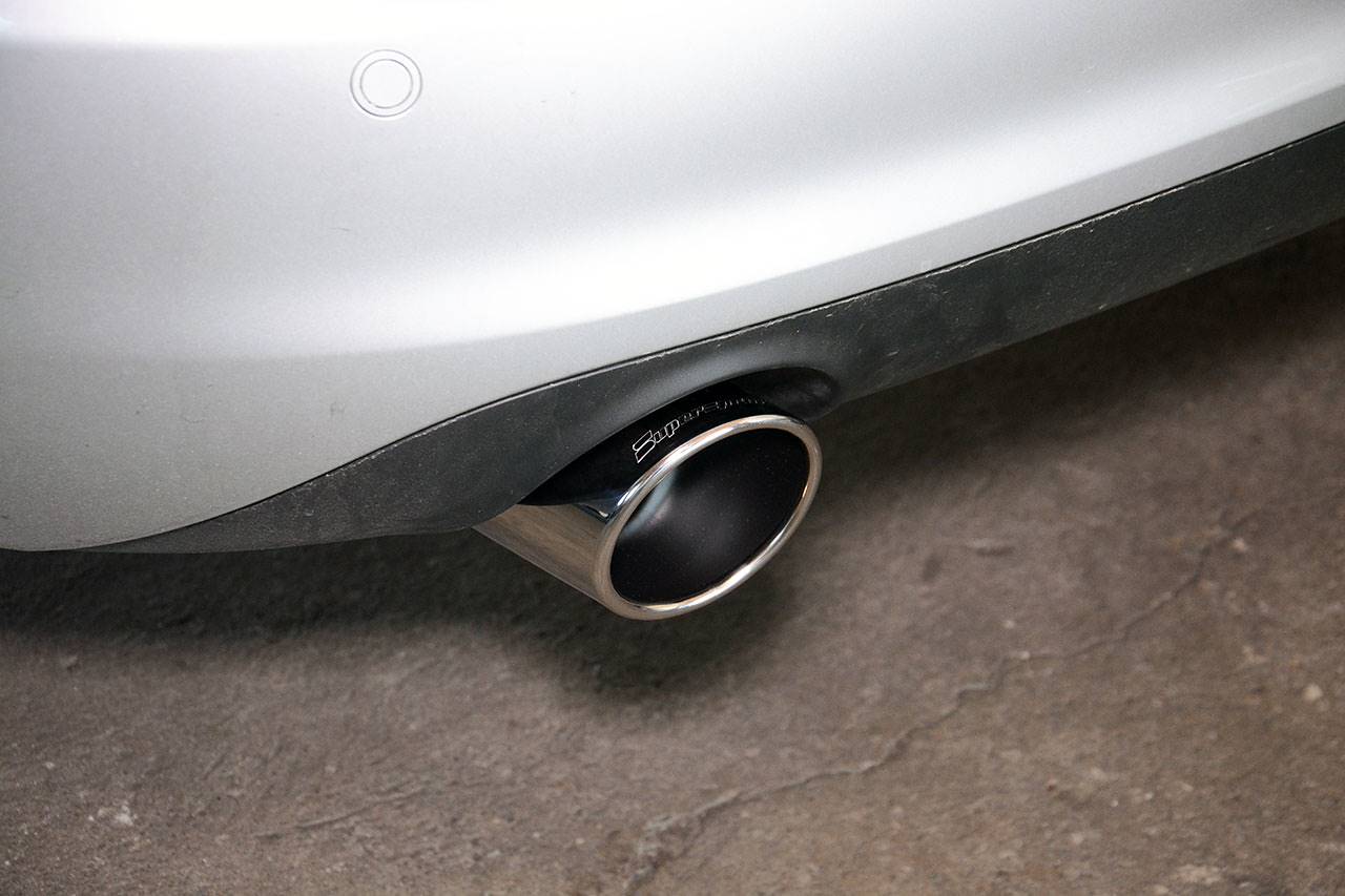 Rear pipe Left O100 (Muffler delete)