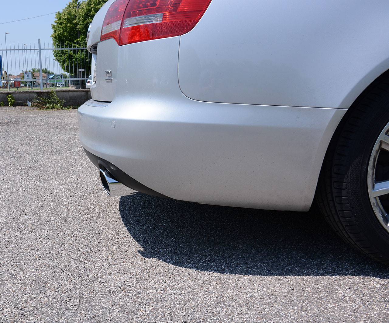 Rear pipe Left O100 (Muffler delete)