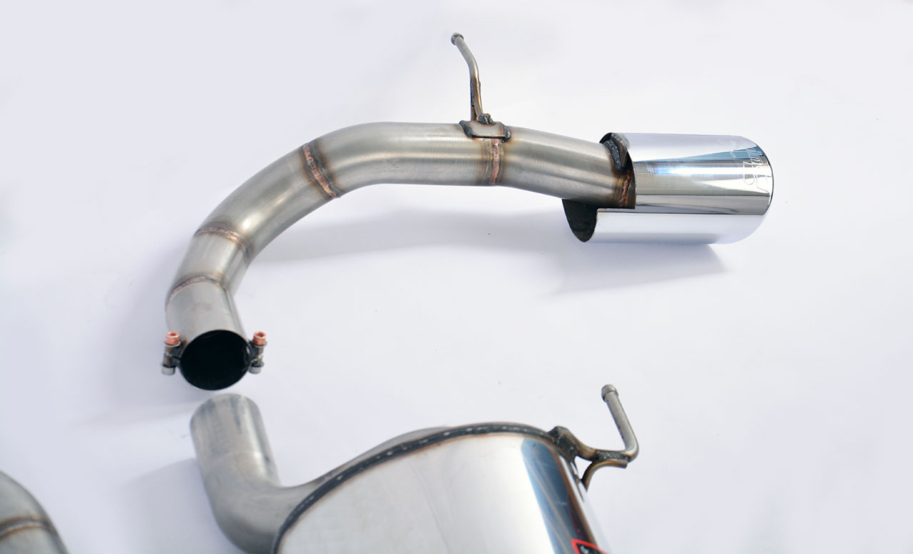 Rear exhaust Right - Left 150x105 with valve