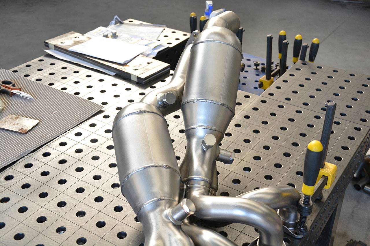 Metallic catalytic converter HJS, 100CPSI kit for OEM headers (Weld on connection)