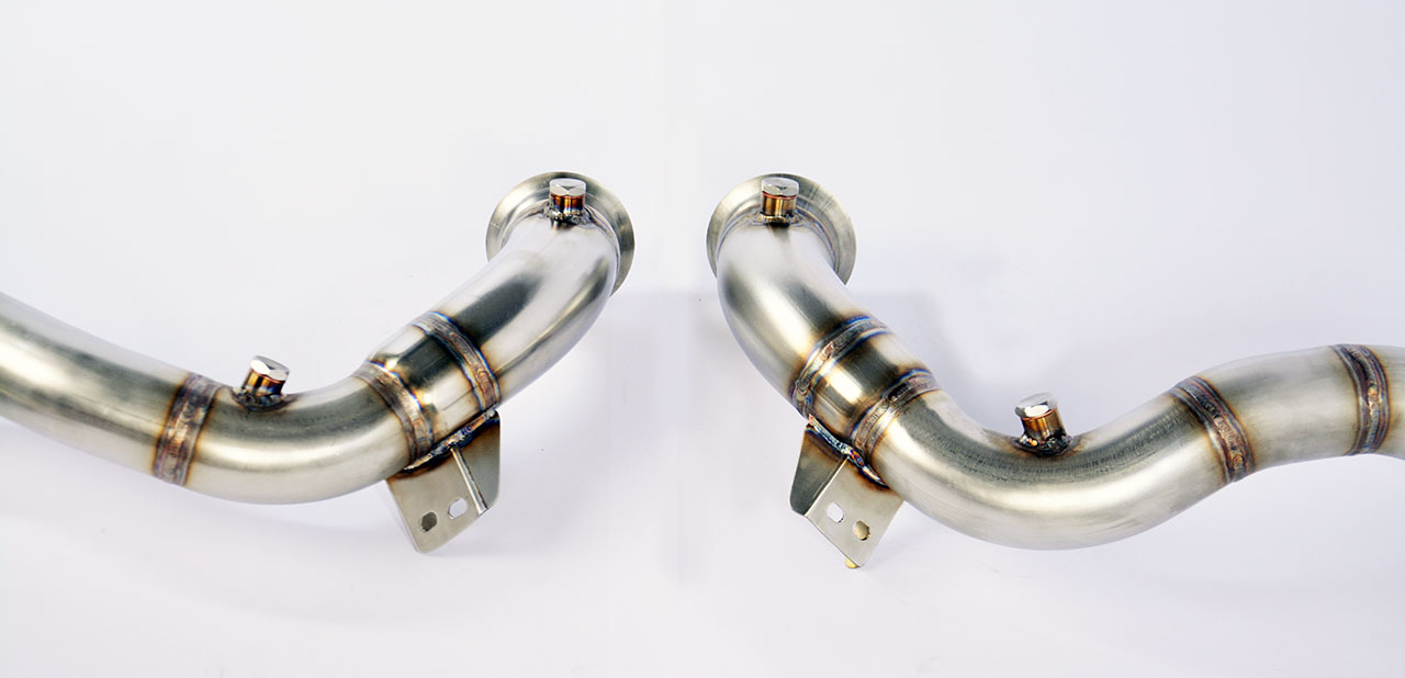 Downpipe Rechts + Links Ersetzt den Primär- und  Sekundär-Kat (-Kat-Entfall-)