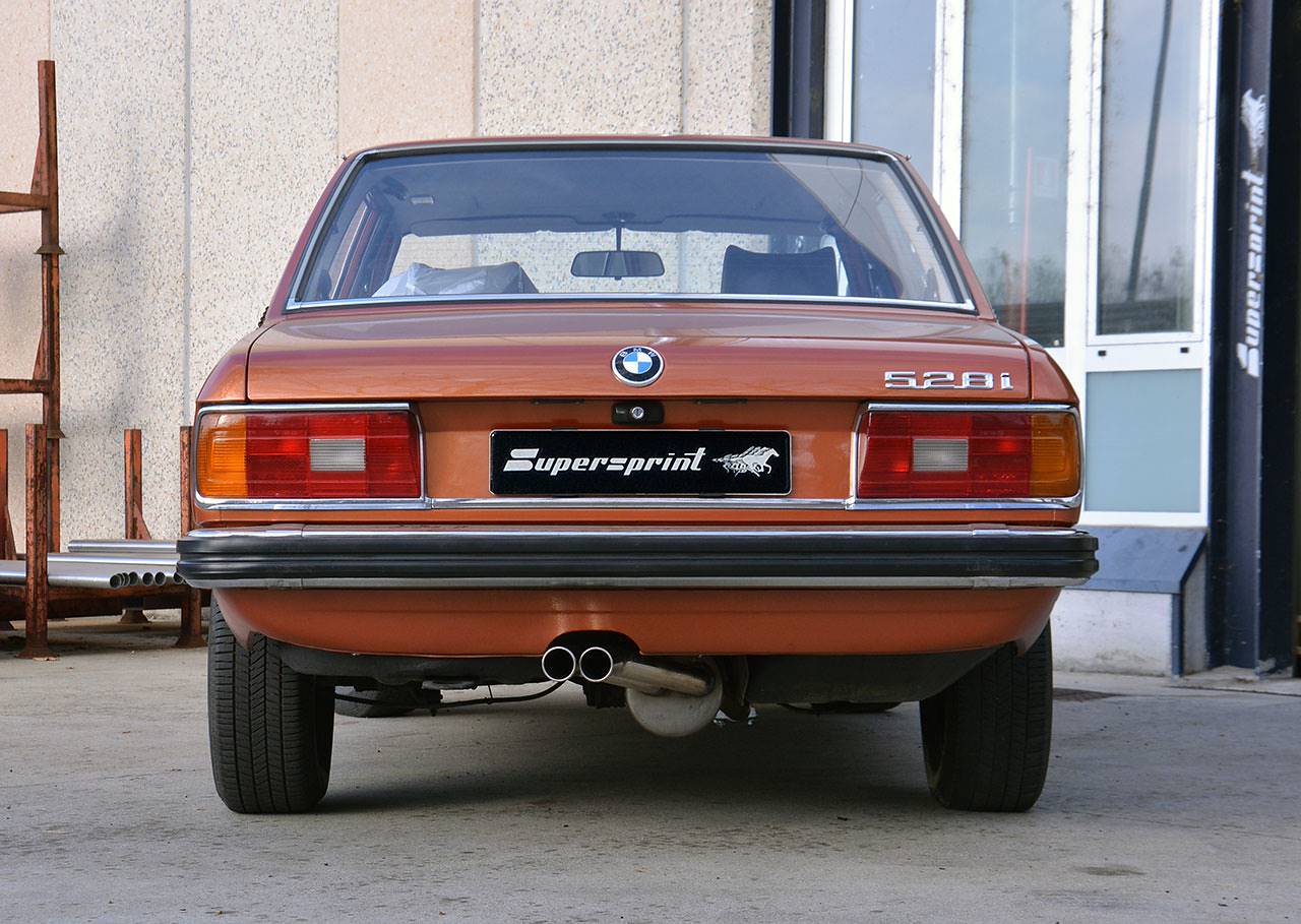 Rear exhaust OO54 (left side exit)