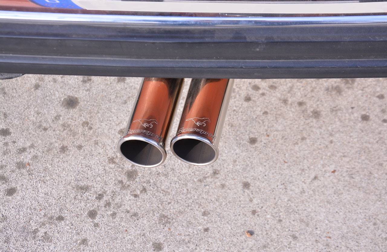 Rear exhaust OO54 (left side exit)