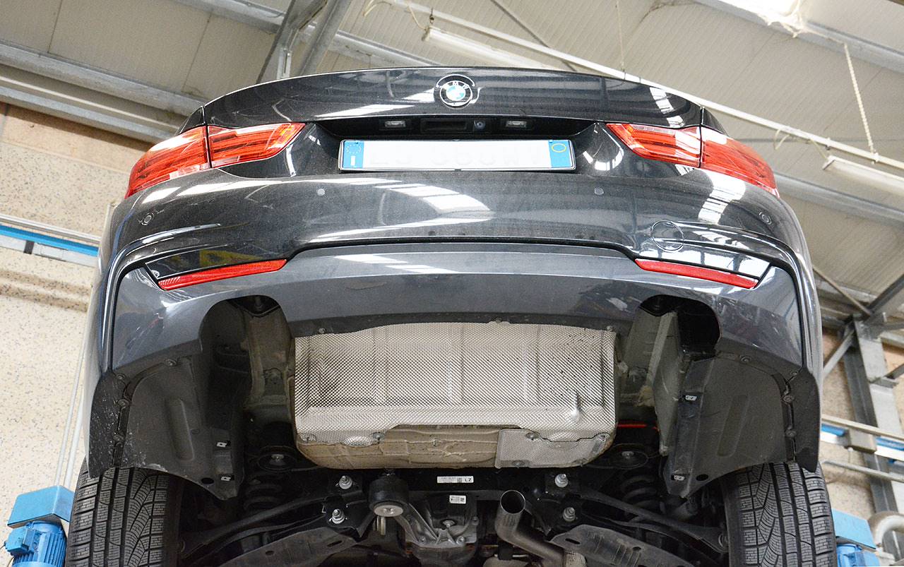 Rear exhaust RightOO80 - LeftOO80