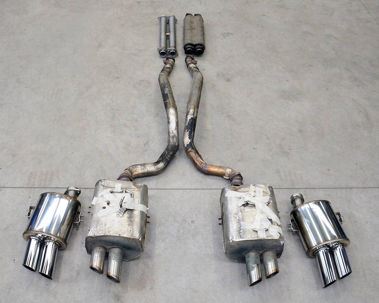 Rear exhaust Right OO 70