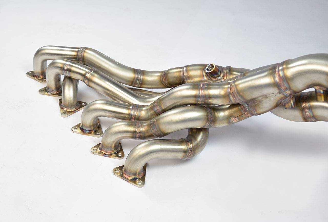 Manifold Step Design (Replaces OEM catalytic converter) (Left / Right Hand Drive)
