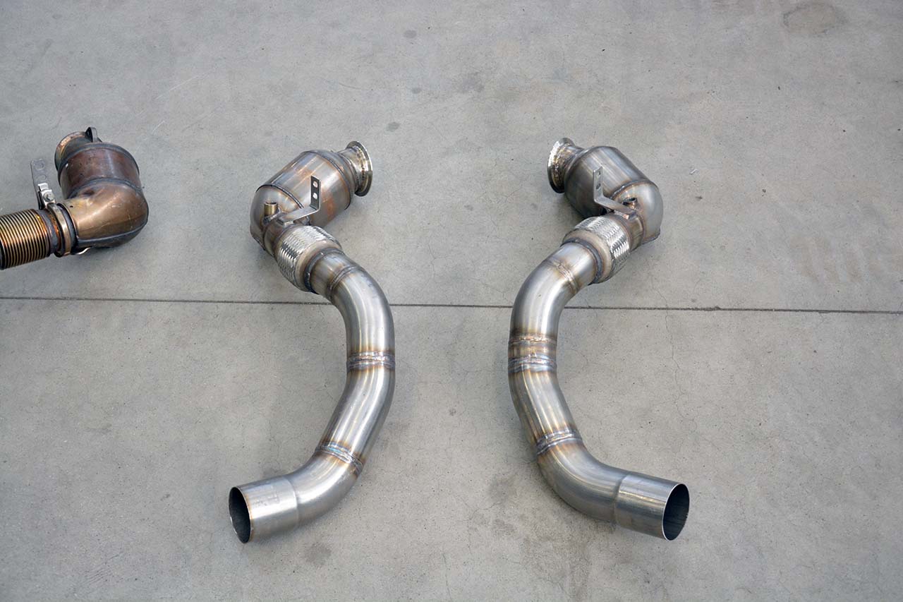 Rohrsatz ab Turbolader + Sport Metallkatalysator Rechts<br>Kompatibel mit den Serien ab-Kat Anlage