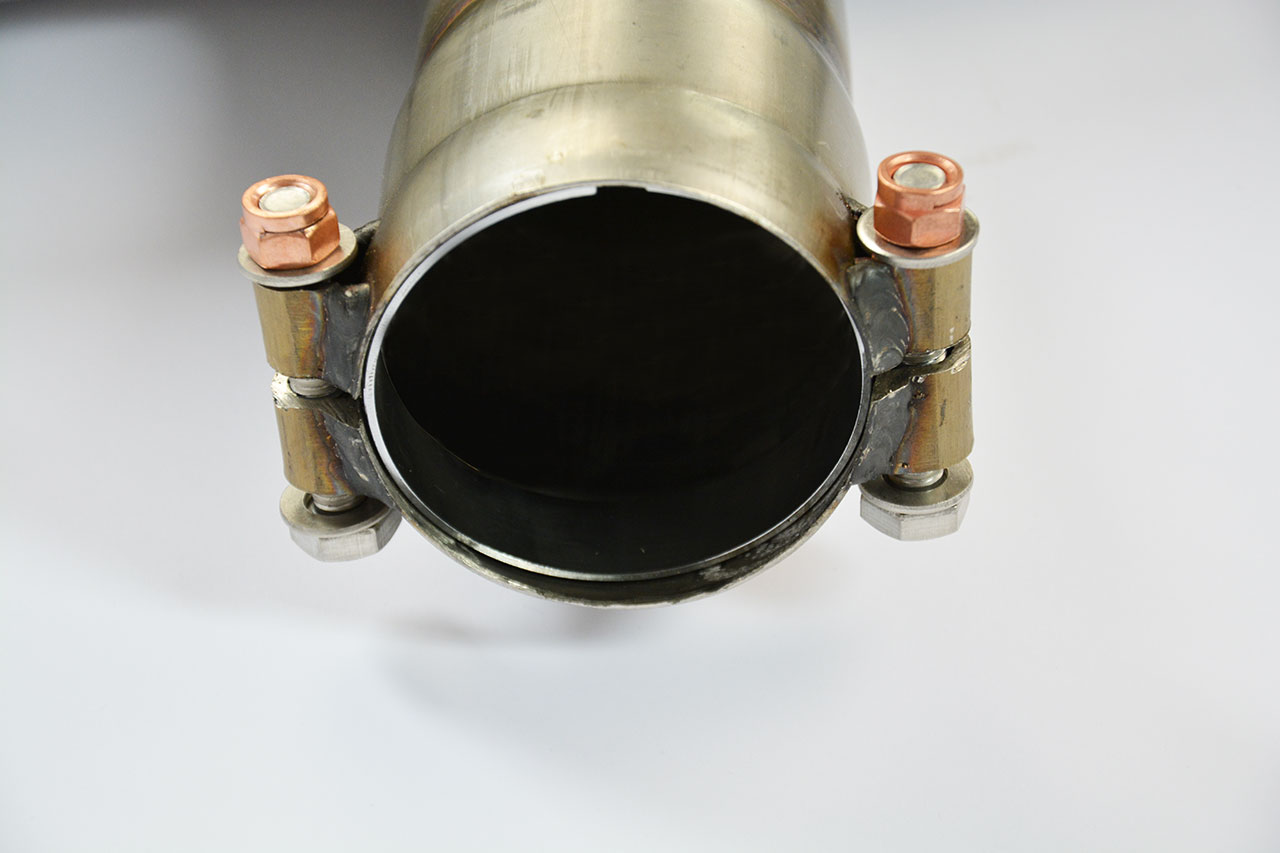 Rear exhaust Right O100 - Left O100 with valve