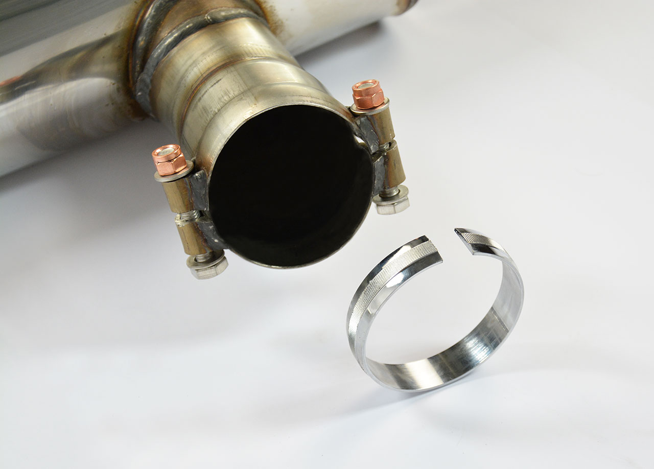 Rear exhaust Right O100 - Left O100 with valve