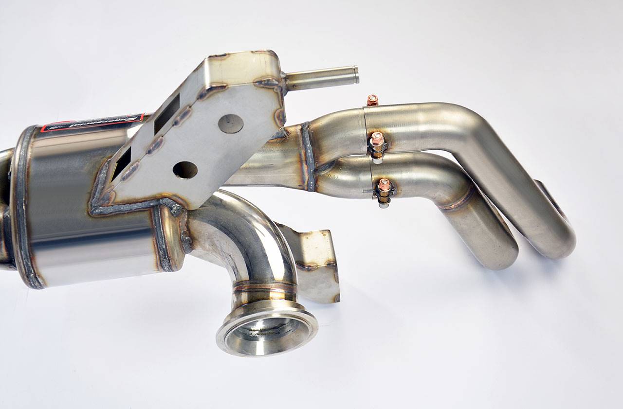 Endschalldämpfer Racing Rechts + Links mit 4 Austrittsrohr (für Katalysator Ersatz - Serien Endrohr) <strong><span style=color:#ea0000;>-18,0 Kg</span></strong>