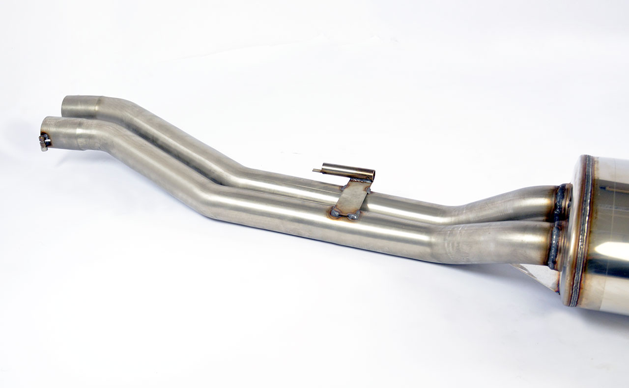 Rear exhaust OO76