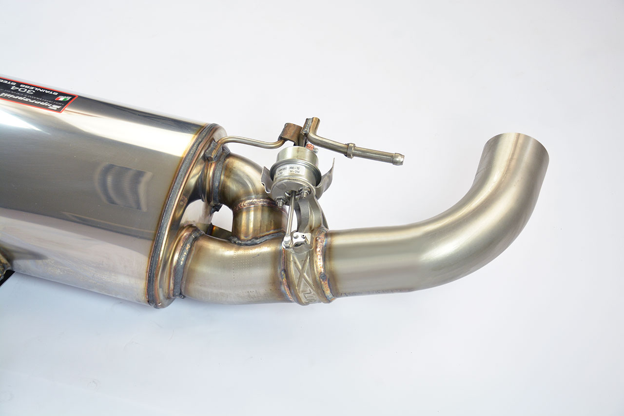 Rear exhaust with valve