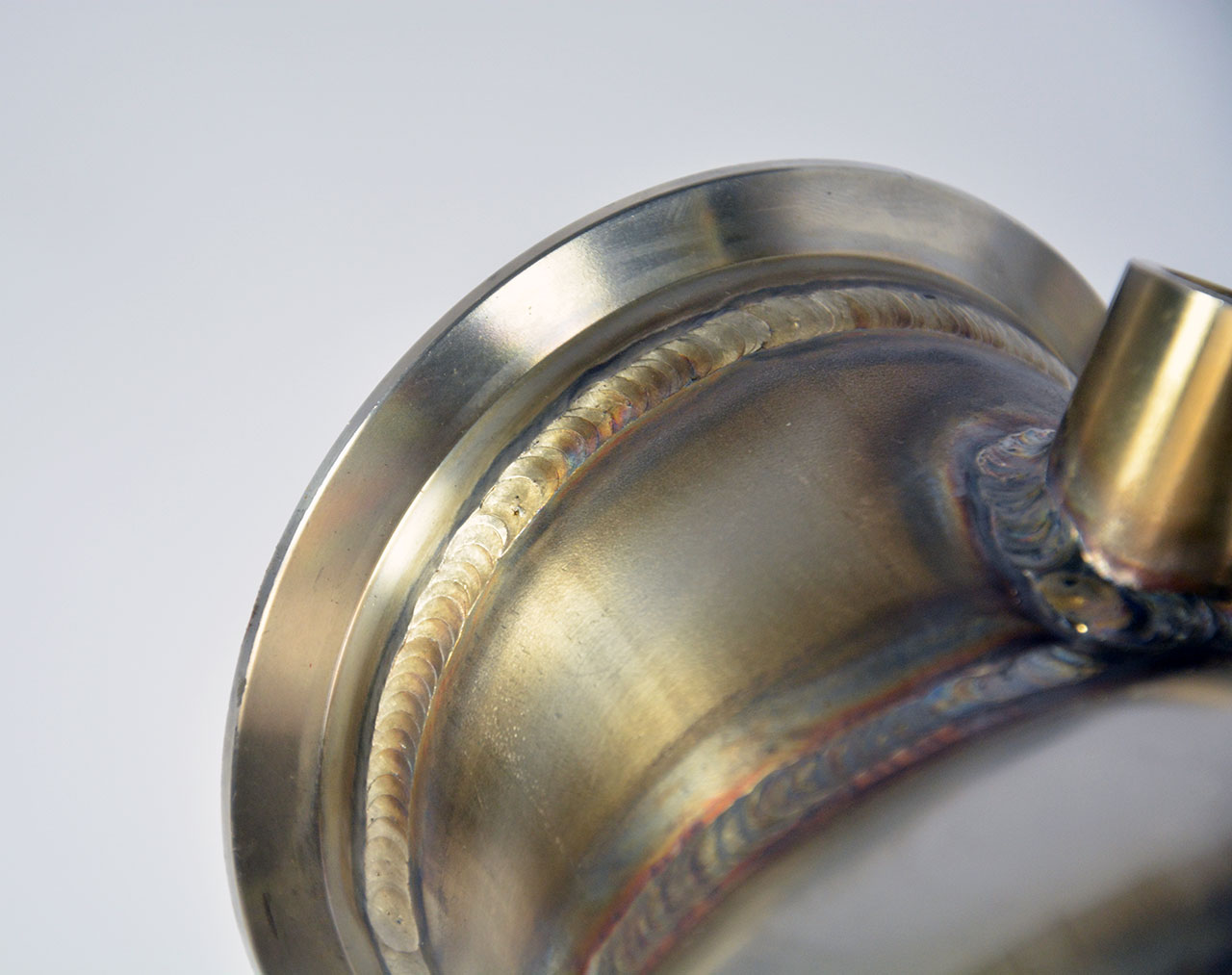 Kit tubo turbina + Catalizzatore metallico sinistro (Sostituzione catalizzatore primario e secondario) Compatibile con catalizzatori terziari di serie