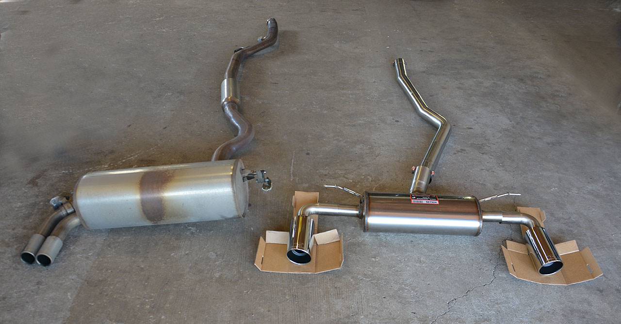 Rear exhaust Right O100 - Left O100