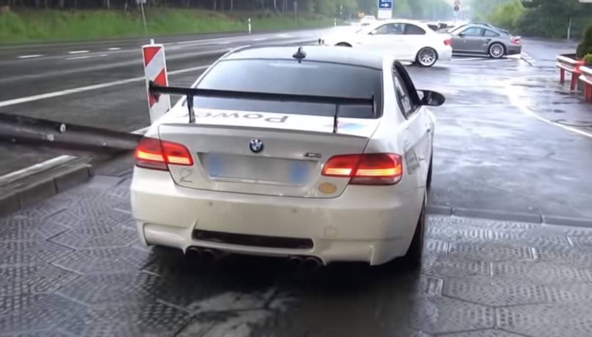 VIDEO: BMW E92 M3 - Supersprint komplett-Auspuffanlage F1 Race