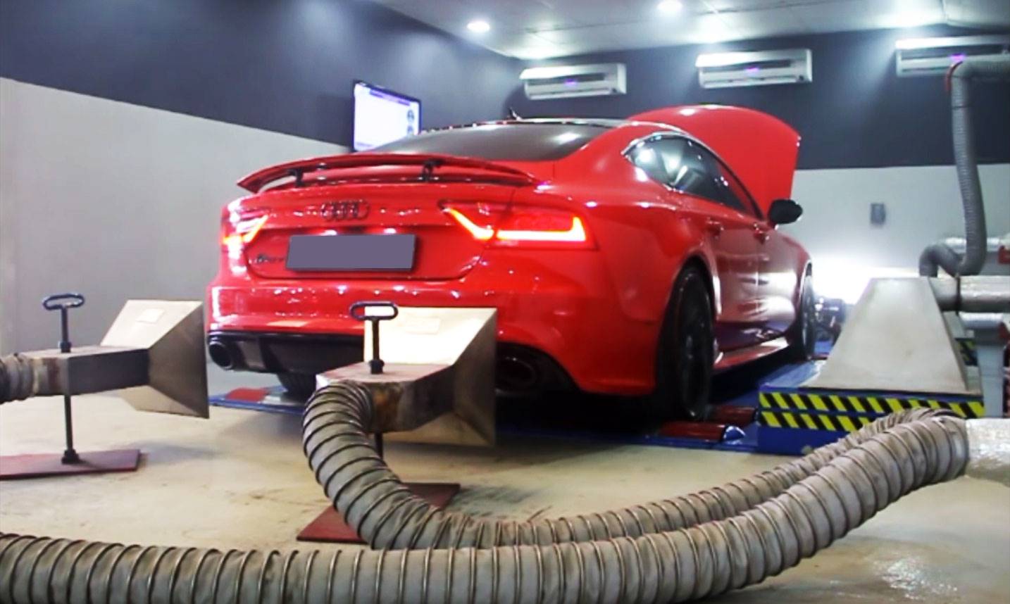 VIDEO - Impianto di scarico per AUDI RS7 Quattro 4.0T (560 Hp) 2013 ->